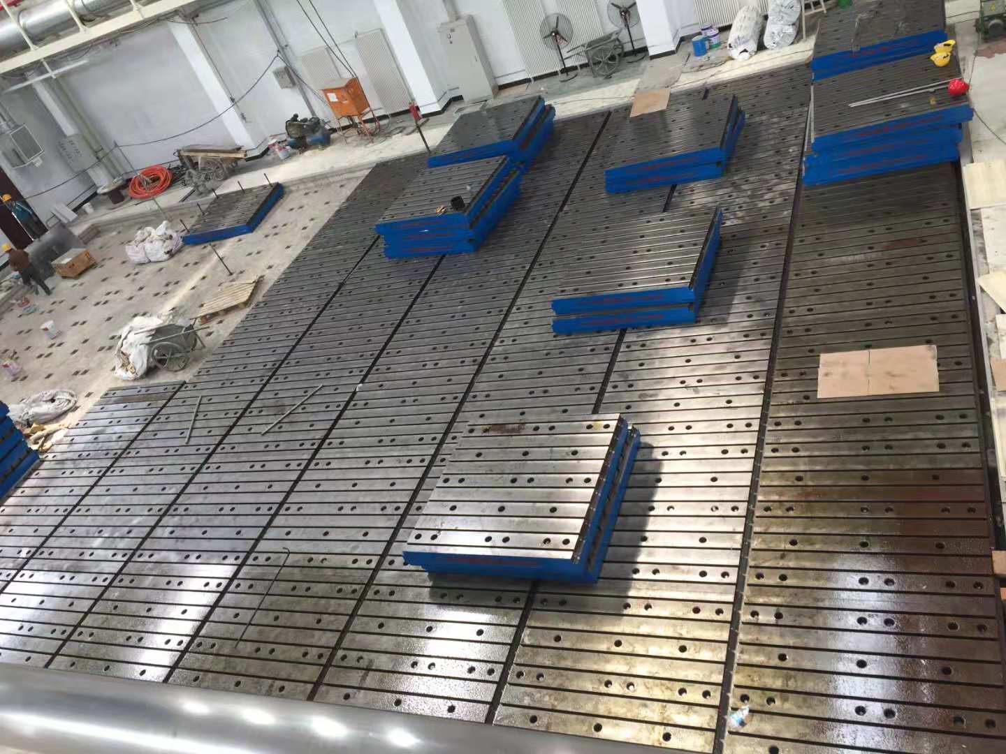 大規模鑄鐵平臺安裝現場